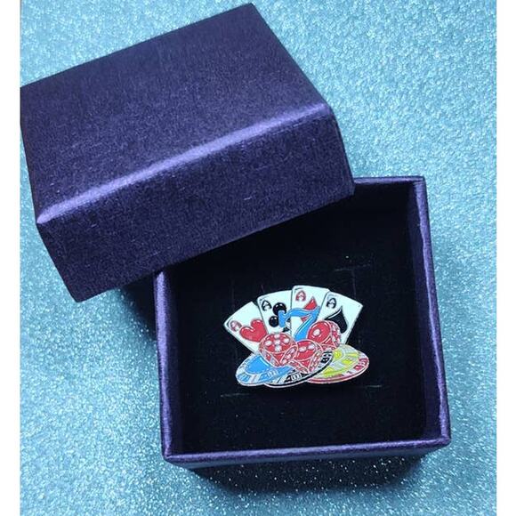 Lucky Aces & Poker Chips Pin for Hat, Lapel, Lanyard, Apron, Jacket or Backpack - Picture 7 of 8